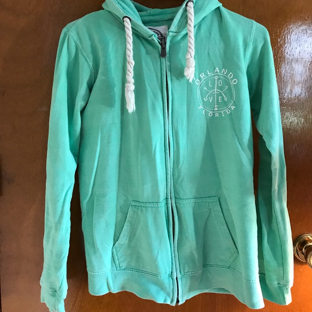 Sweatshirt bundle - Picture 3 of 4